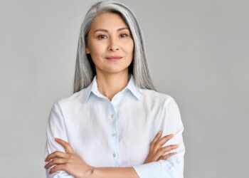 layered wash and wear haircuts for over 50