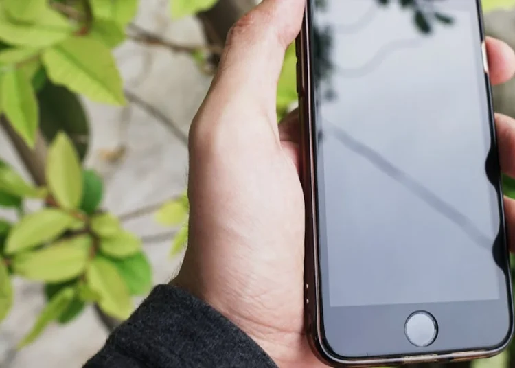 Why Does My iPhone Keep Shutting Off Randomly? Discover the Simple Fixes