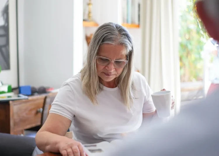 middle aged feminine pixie cuts for thick hair