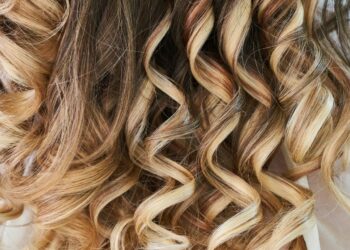 layered hairstyles round face double chin medium length hairstyles