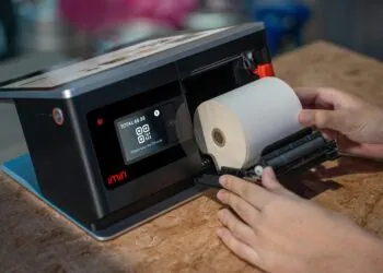 What Is a Smart Store? Discover the Future of Shopping with Tech Innovations