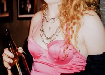 long-curly-hair-with-short-layers-on-top