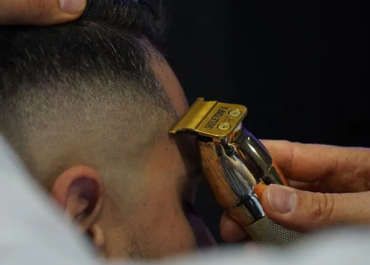 layered low maintenance thick hair short bob haircuts