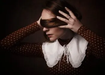 honey caramel highlights on dark brown hair straight