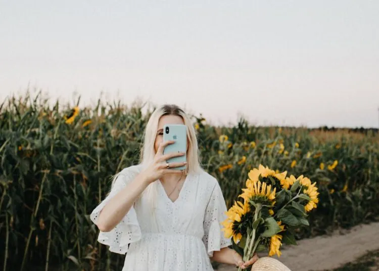 Why Is My Battery Light Yellow on My iPhone? Discover Powerful Low Power Mode Secrets