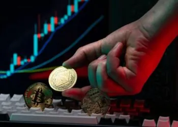 What Makes People Take Financial Risks (And When It Actually Pays Off)